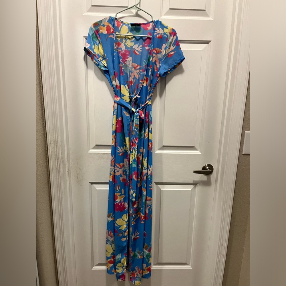Vici Floral Wrap Dress – Small 🌸 Vibrant & Flattering